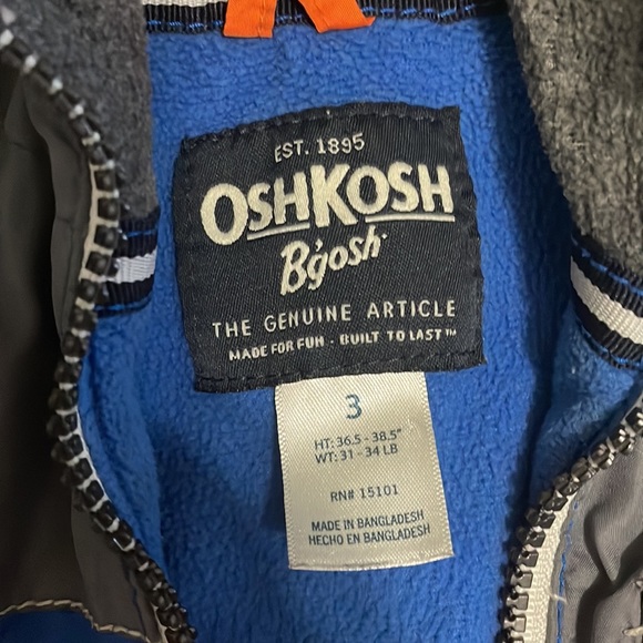 OshKosh B’gosh Child’s Raincoat, Great Condition! Size 3 - Picture 4 of 5